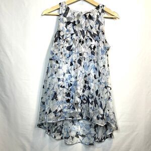 VINCE Camuto High Scoop Neck Keyhole Back Button Lined Top XS